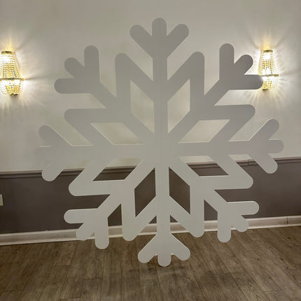 Snowflake Cut to Shape Foam Backdrop (2 pcs)
