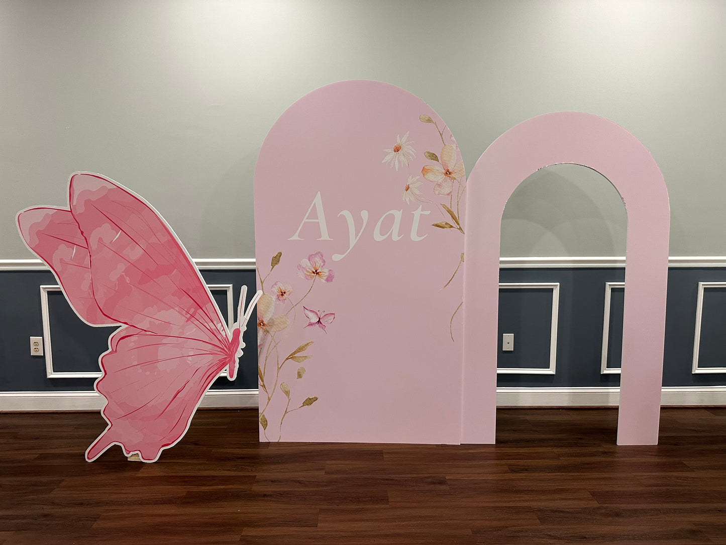 Cut to Shape Foam Board Backdrop Set